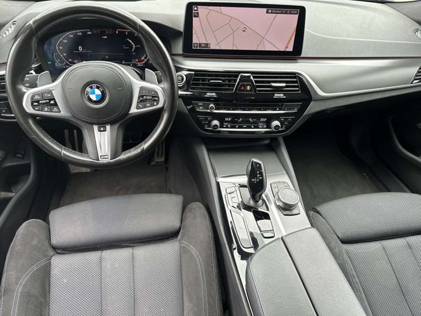 BMW 520d Touring 140 kW image number 11