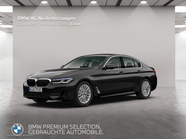 BMW 545 e xDrive 290 kW image number 1