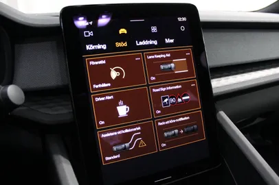 Car image 30