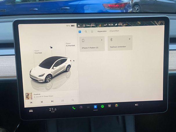 Tesla Model Y Long Range AWD 378 kW image number 21