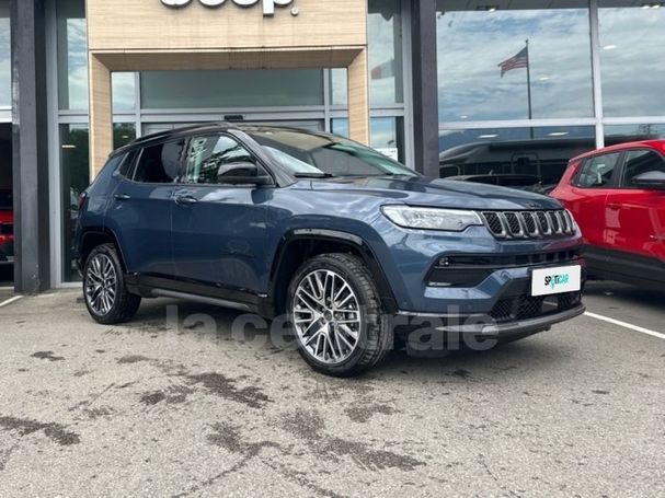 Jeep Compass 1.5 T4 e-Hybrid Summit 96 kW image number 3