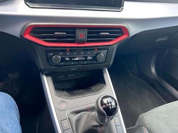 Car image 31