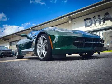 Car image 4