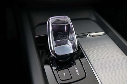 Car image 36