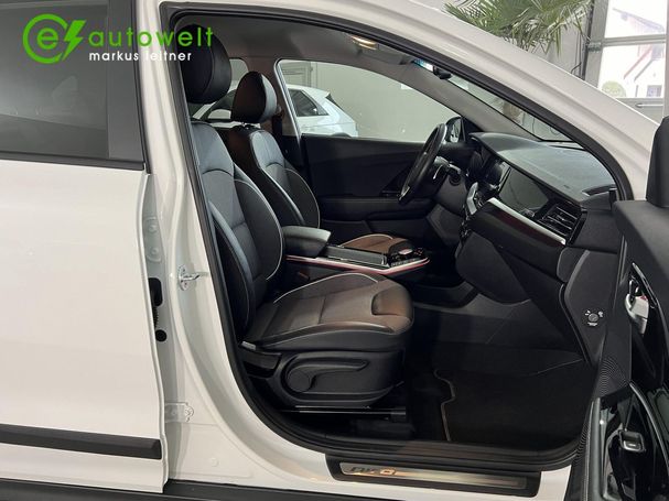 Kia Niro e 64 kWh Spirit 150 kW image number 17