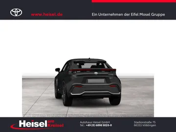 Car image 9