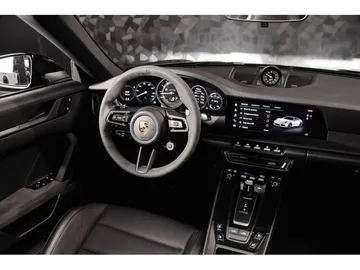 Car image 30