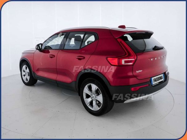 Volvo XC40 T3 Momentum 120 kW image number 5