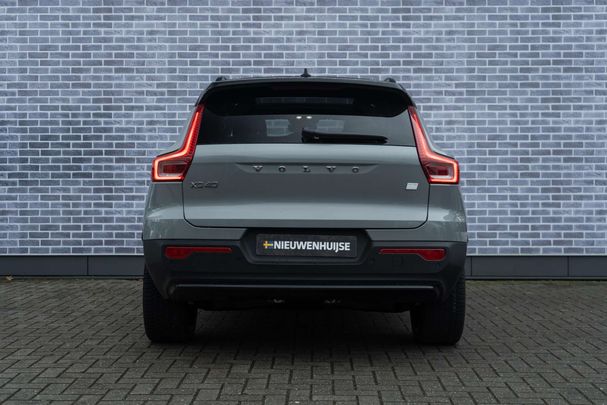 Volvo XC40 Single Motor Extended Range Ultimate 185 kW image number 15