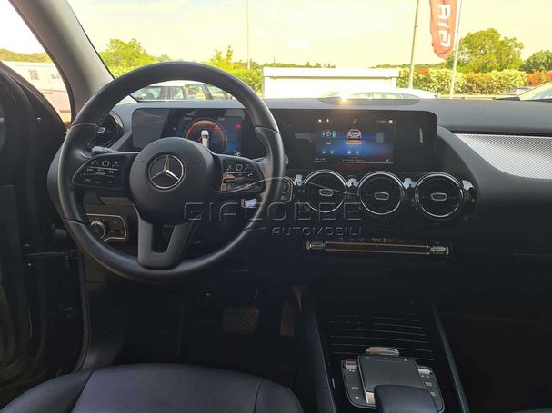 Mercedes-Benz GLA 180 85 kW image number 34