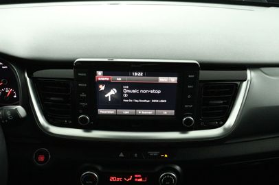 Car image 26