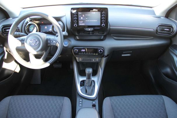 Toyota Yaris 1.5 Hybrid 85 kW image number 8