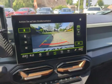 Car image 27