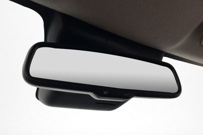Car image 37