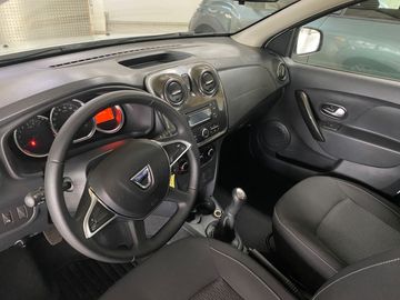 Car image 6