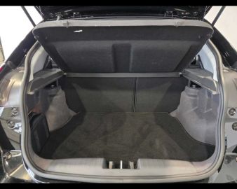 Car image 29