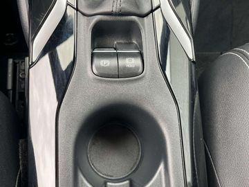 Car image 33