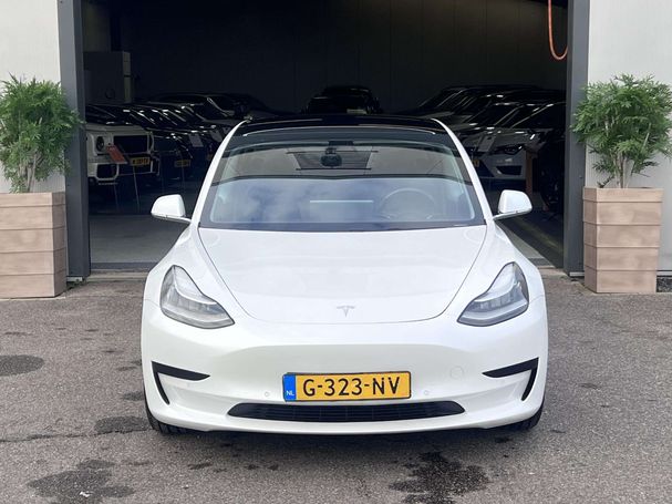 Tesla Model 3 60 Plus 175 kW image number 5