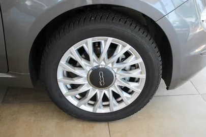 Car image 22