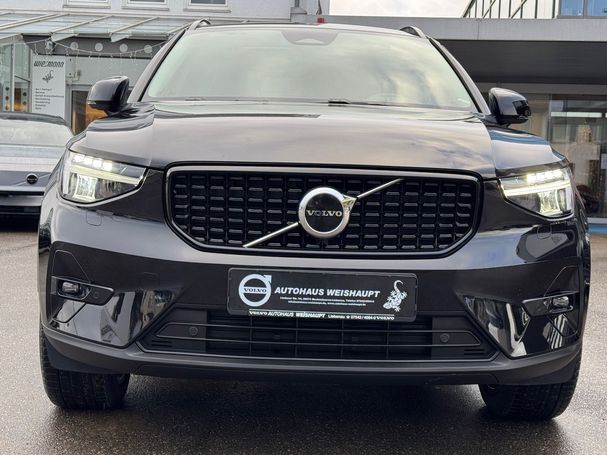 Volvo XC40 B4 Dark Ultimate 145 kW image number 2