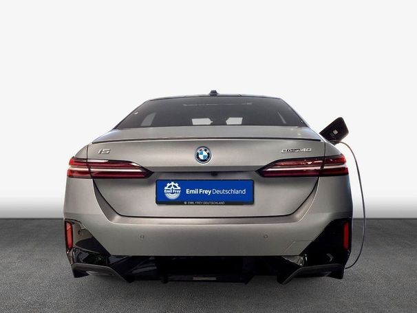 BMW i5 eDrive40 250 kW image number 6