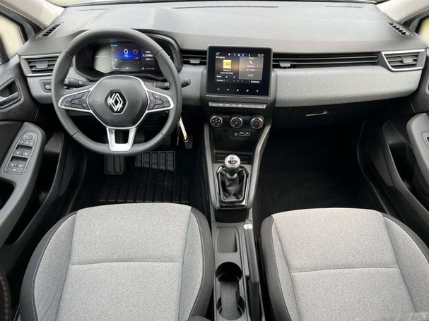 Renault Clio TCe 90 66 kW image number 3