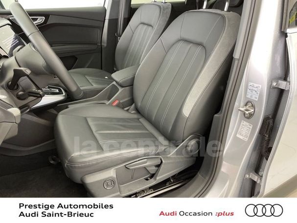 Audi Q4 40 e-tron S-line 150 kW image number 15