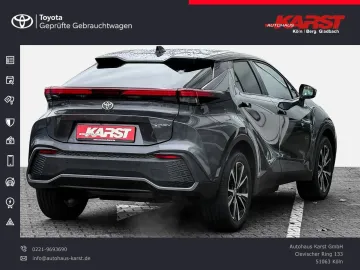 Car image 2