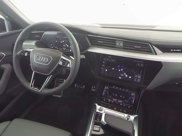 Audi Q8 55| e-tron S-line 300 kW image number 10