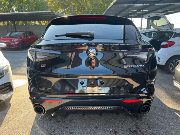 Alfa Romeo Stelvio 2.2 Q4 154 kW image number 4