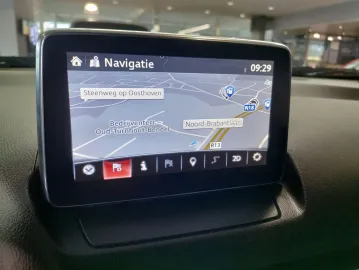 Car image 28