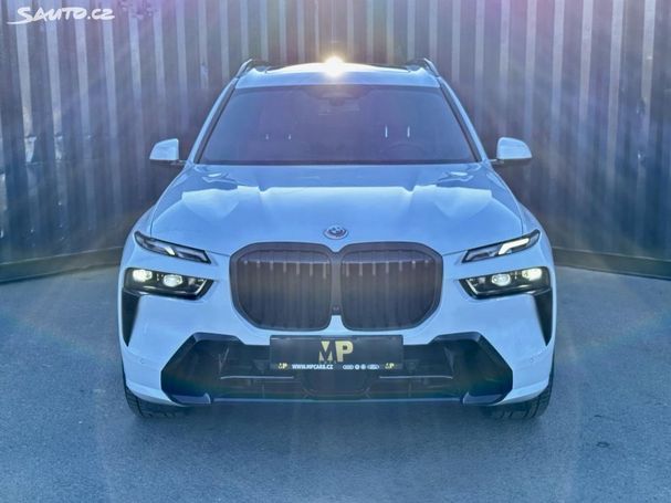 BMW X7 M xDrive 250 kW image number 3