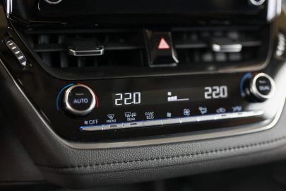 Car image 33