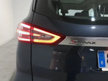 Car image 23