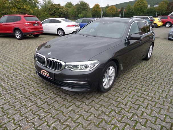 BMW 530d Touring xDrive 195 kW image number 1