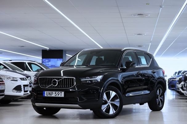 Volvo XC40 R Recharge T4 Momentum 155 kW image number 3