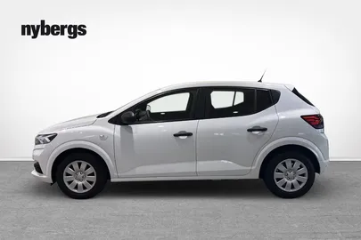 Car image 5