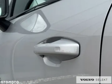 Car image 40