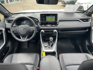 Car image 9