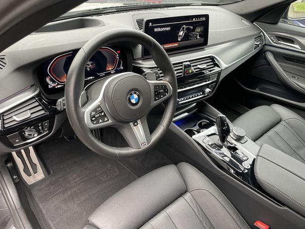 BMW 520d Touring 140 kW image number 9