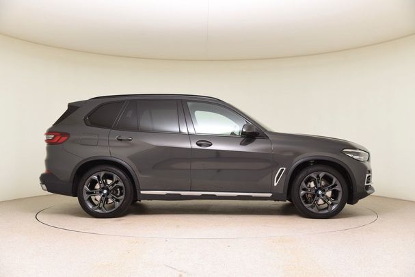 BMW X5 xDrive30d 210 kW image number 3