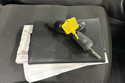 Car image 22