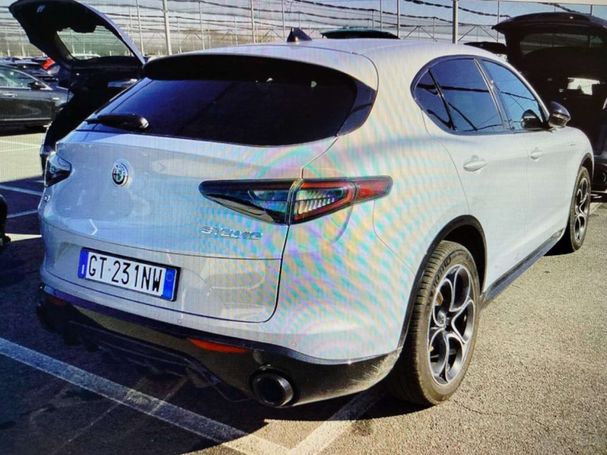 Alfa Romeo Stelvio 2.2 Q4 154 kW image number 3