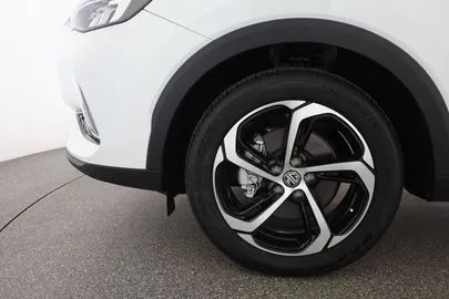 Car image 28