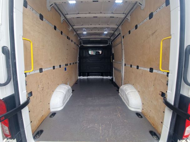 Volkswagen Crafter 35 103 kW image number 9