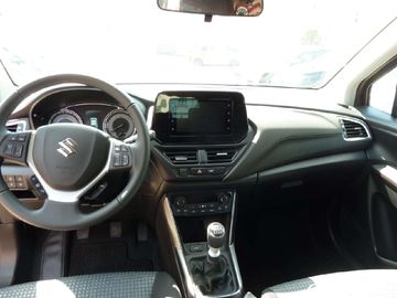 Car image 12