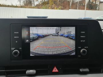 Car image 36