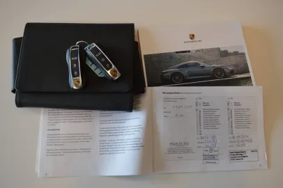 Car image 25