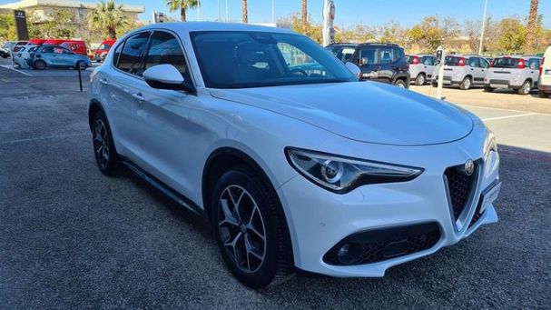 Alfa Romeo Stelvio 2.2 Diesel AT8 Q4 154 kW image number 2