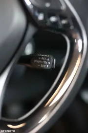 Car image 40